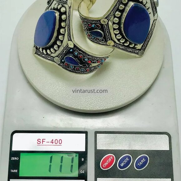 Lapis Lazuli Handmade Bracelet, Big Gemstone Bracelet, Ethnic Kuchi Statement - Picture 4 of 7